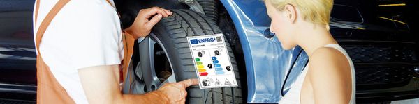 Für alle Neureifen seit 2012 Pflicht: Das EU-Reifenlabel Für alle Neureifen seit 2012 Pflicht: Das EU-Reifenlabel